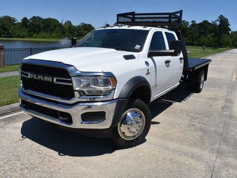 Used 2020 RAM 5500 Tradesman w/ Chrome Appearance Group AWD/4WD image 10