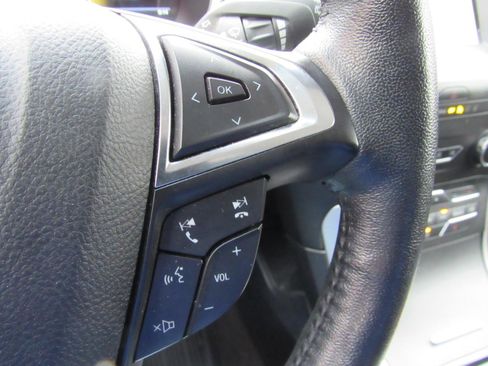 Used 2020 Ford Edge SEL w/ Convenience Package image 23