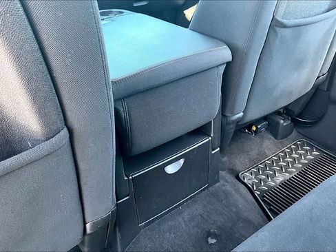 Used 2010 GMC Sierra 1500 SLE w/ Power Pack Plus RWD image 11