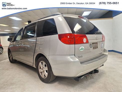 Used 2009 Toyota Sienna FWD image 14