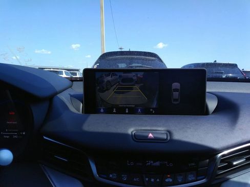 Used 2025 Acura TLX w/ Technology Package image 28