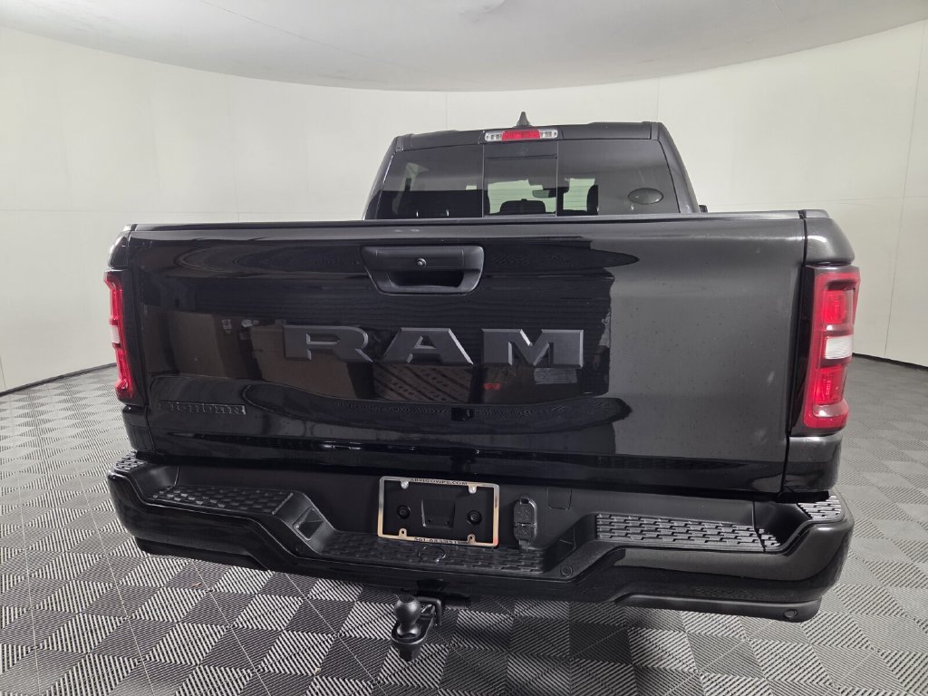 Used 2025 RAM 1500 Big Horn RWD image 6