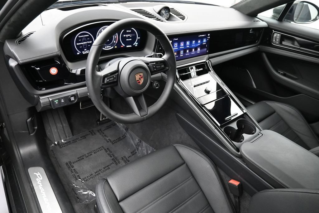 Certified 2026 Porsche Panamera GTS AWD/4WD image 4