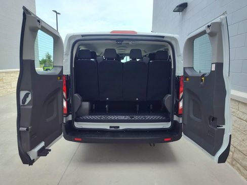 Used 2023 Ford Transit 350 XLT RWD image 10