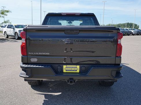 Used 2021 Chevrolet Silverado 1500 W/T w/ Z71 Off-Road Package AWD/4WD image 6