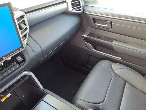 Used 2024 Toyota Tundra Platinum image 37