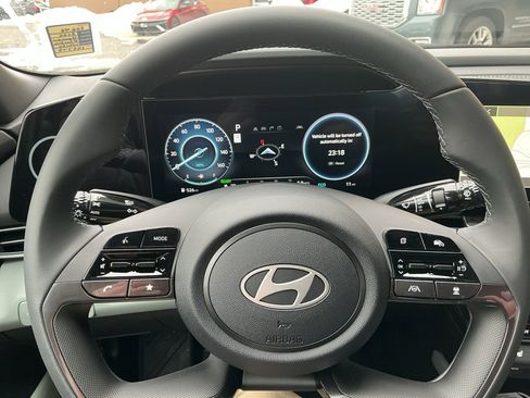 New 2026 Hyundai Elantra Limited FWD image 13