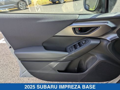 Certified 2025 Subaru Impreza 2.0i image 12