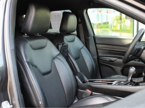 Certified 2022 Jeep Compass Latitude AWD/4WD image 26