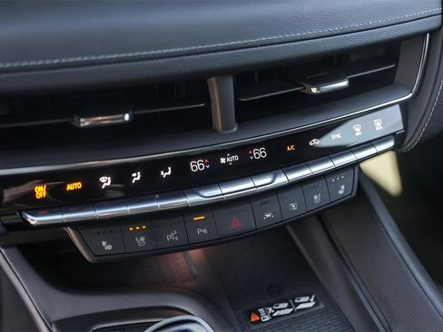 Certified 2025 Cadillac CT5 Premium Luxury image 18