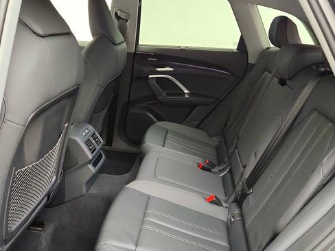 Used 2025 Audi Q5 Premium Plus w/ Premium Plus AWD/4WD image 20