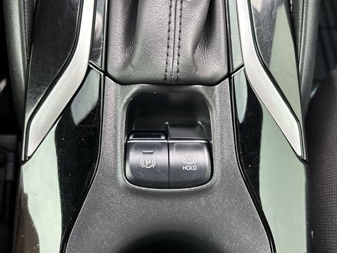 Used 2019 Toyota Corolla SE FWD image 24