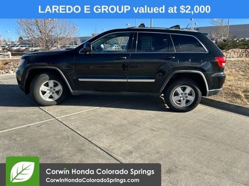 Used 2012 Jeep Grand Cherokee Laredo w/ Laredo E Group image 4
