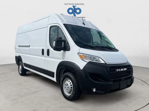 Used 2025 RAM ProMaster 2500 w/ Convenience Group FWD image 34