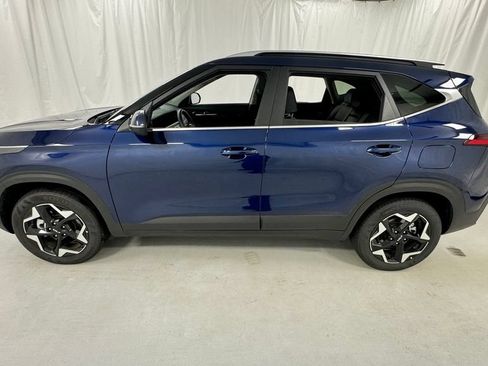 Used 2026 Kia Seltos EX AWD/4WD image 6