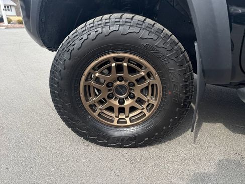 Used 2023 Toyota Tacoma Trail Edition w/ Trail Edition image 28