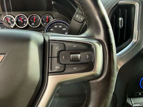 Used 2023 Chevrolet Silverado 2500 LT w/ Convenience Package image 22