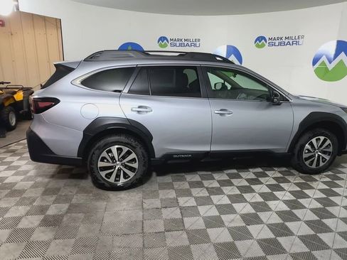 New 2025 Subaru Outback Premium image 11