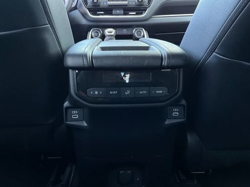 Used 2025 Toyota Grand Highlander FWD image 14