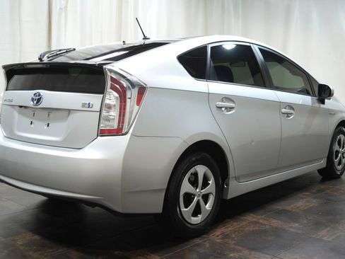 Used 2015 Toyota Prius Two FWD image 5