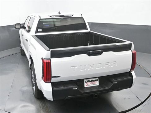 New 2026 Toyota Tundra SR image 28