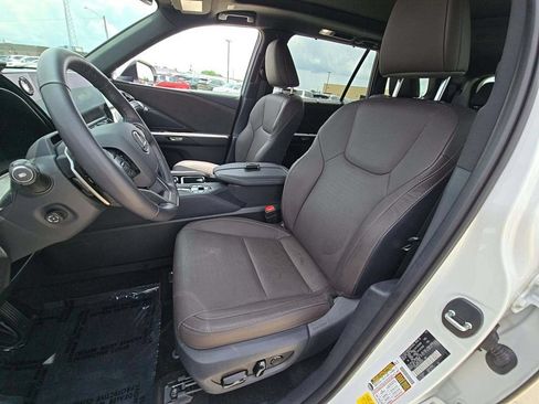 Certified 2026 Lexus TX 350 AWD w/ Technology Package image 9