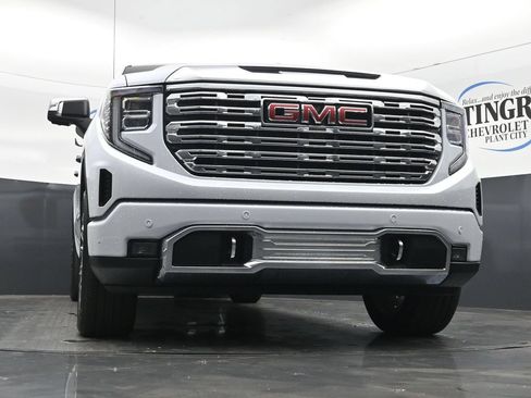 Used 2026 GMC Sierra 1500 Denali w/ Denali Reserve Package AWD/4WD image 27