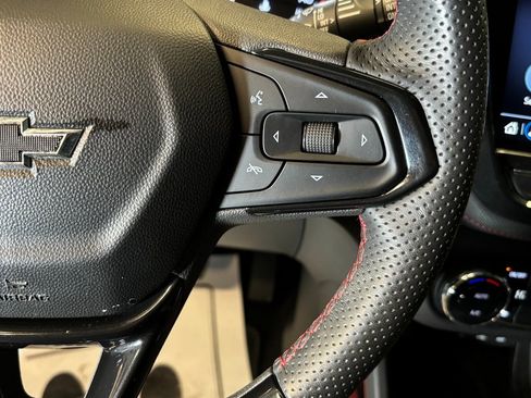 Used 2023 Chevrolet TrailBlazer RS w/ Convenience Package image 12