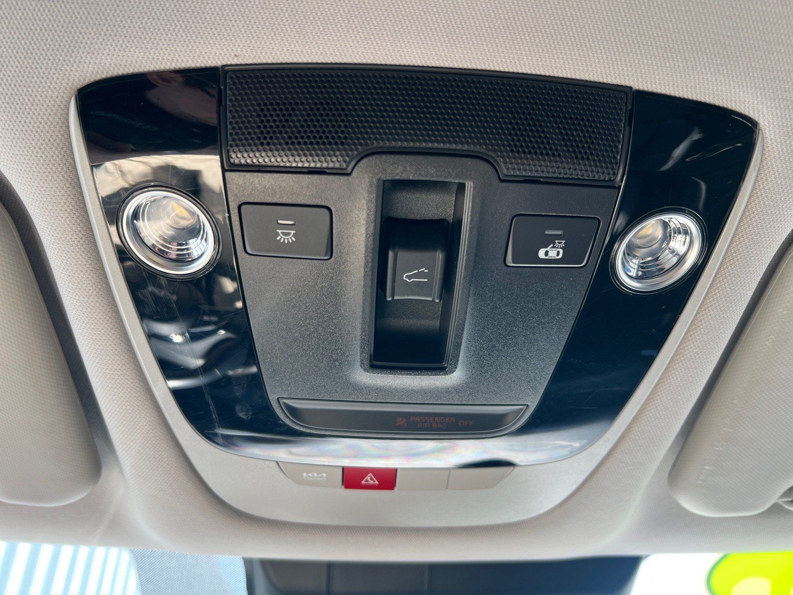 Used 2024 Kia Seltos SX w/ SX Sunroof Package AWD/4WD image 31