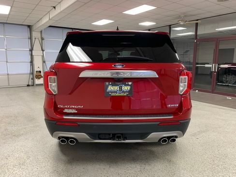 Used 2023 Ford Explorer Platinum w/ Premium Technology Package AWD/4WD image 5