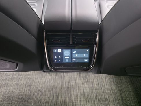 Used 2024 Rivian R1S Adventure Quad AWD/4WD image 30