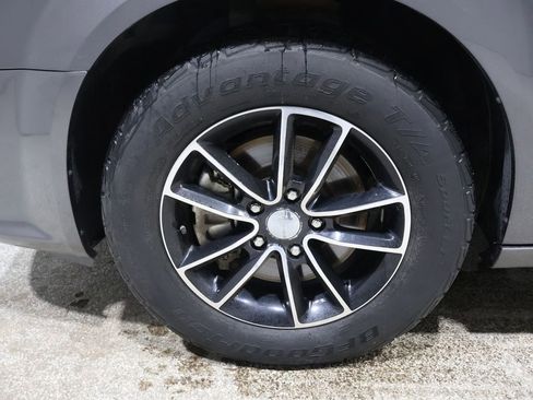 Used 2017 Dodge Grand Caravan GT image 8