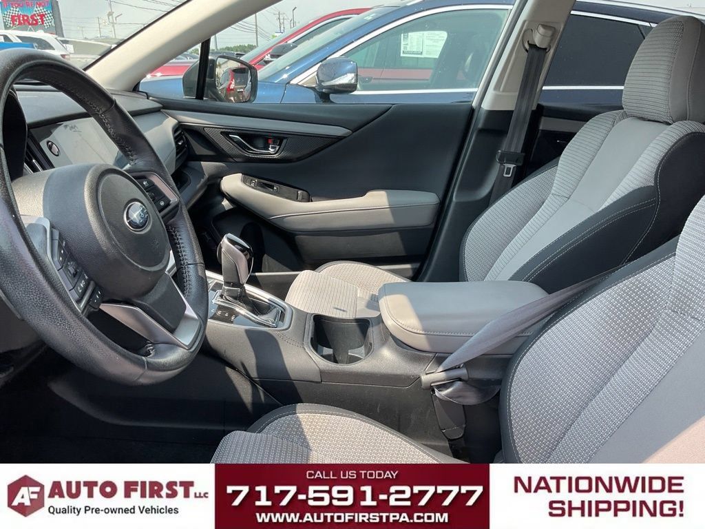Used 2023 Subaru Outback Premium AWD/4WD image 6