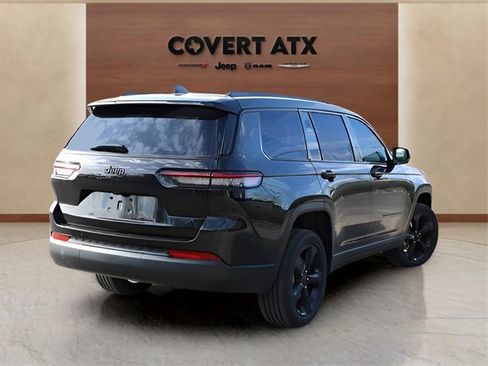 New 2025 Jeep Grand Cherokee L Altitude image 5