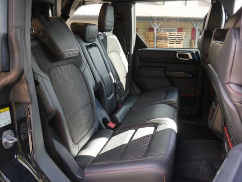 New 2025 Ford Bronco Raptor w/ Interior Carbon Fiber Pack AWD/4WD image 32