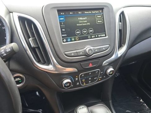 Used 2019 Chevrolet Equinox LT AWD/4WD image 37