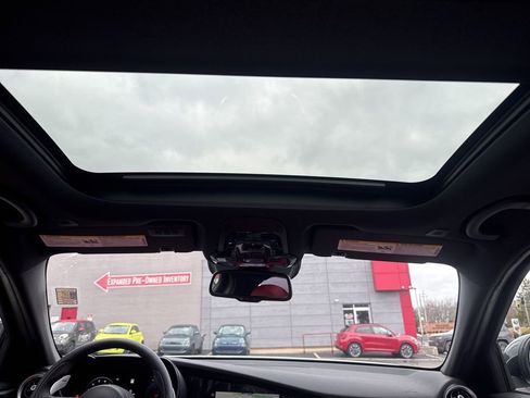 New 2025 Alfa Romeo Giulia Veloce w/ Veloce Package AWD image 15