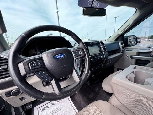 Used 2017 Ford F150 XLT w/ Equipment Group 302A Luxury image 13