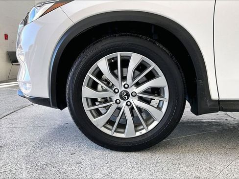 Certified 2025 INFINITI QX50 Pure image 12