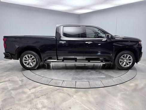 Used 2021 Chevrolet Silverado 1500 High Country w/ Technology Package AWD/4WD image 4