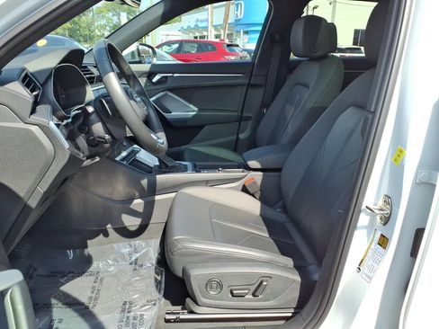 Used 2025 Audi Q3 2.0T Premium AWD/4WD image 19
