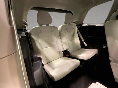 Certified 2024 Volvo XC90 B6 Plus w/ Protection Package Premier AWD/4WD image 26