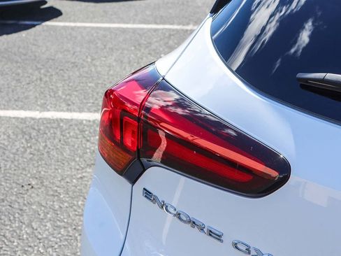 Used 2023 Buick Encore GX Select image 8