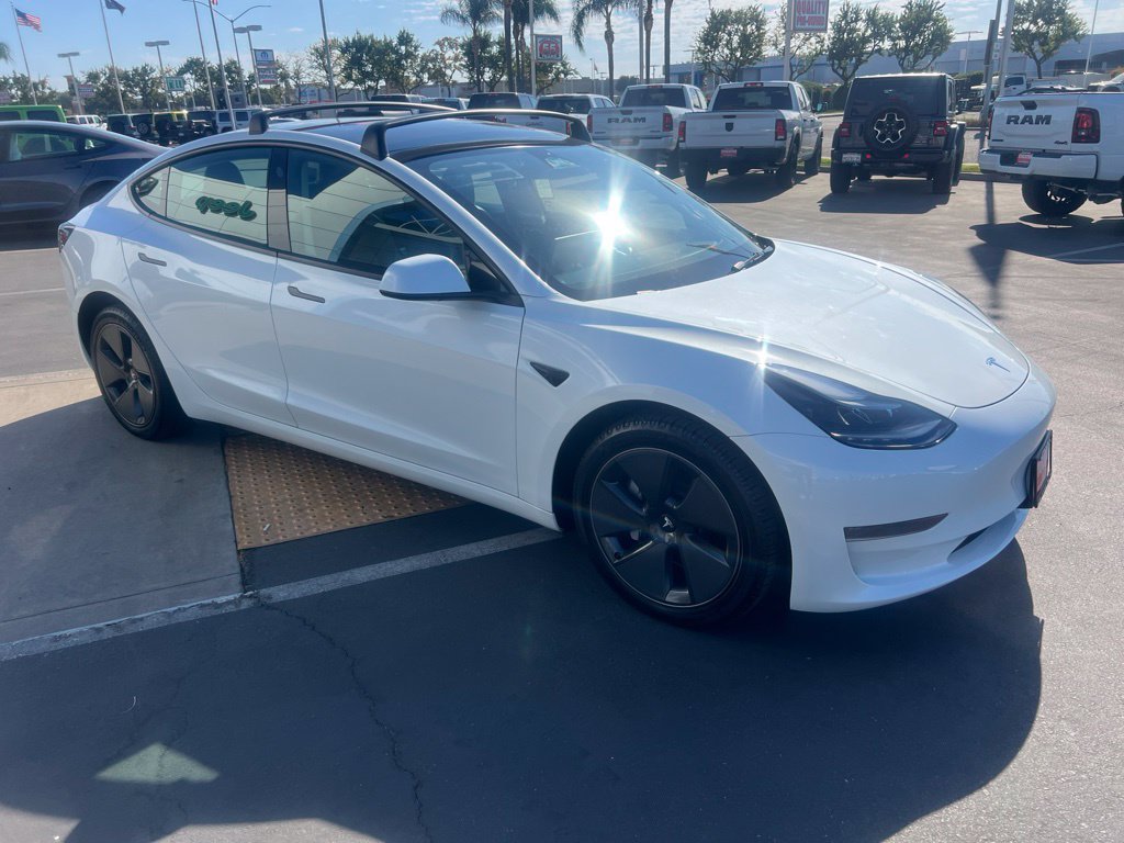 Used 2023 Tesla Model 3 Standard Range RWD image 8