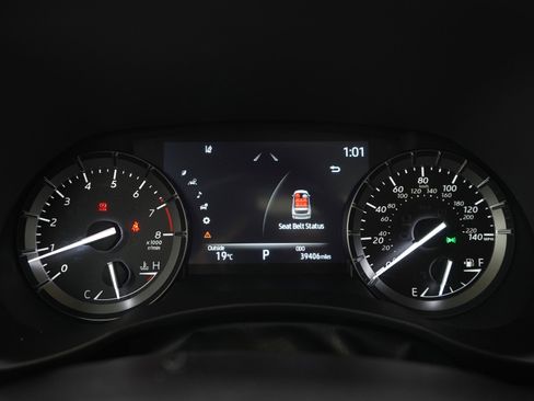 Used 2021 Toyota Highlander XLE image 30