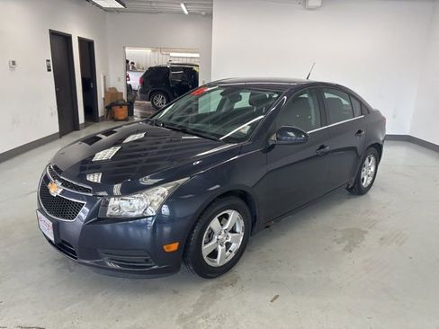 Used 2014 Chevrolet Cruze LT image 4