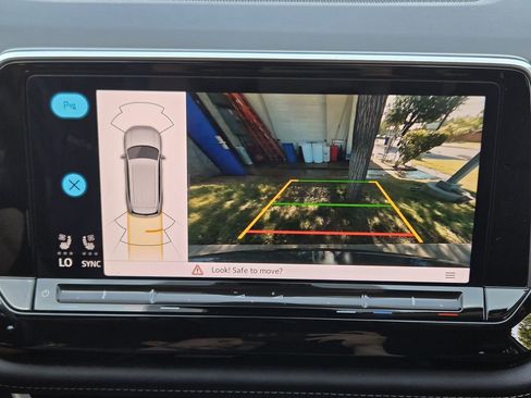 Used 2024 Volkswagen Atlas SE image 20