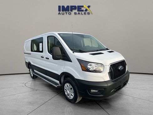 Used 2024 Ford Transit 250 Low Roof w/ Exterior Upgrade Package image 7