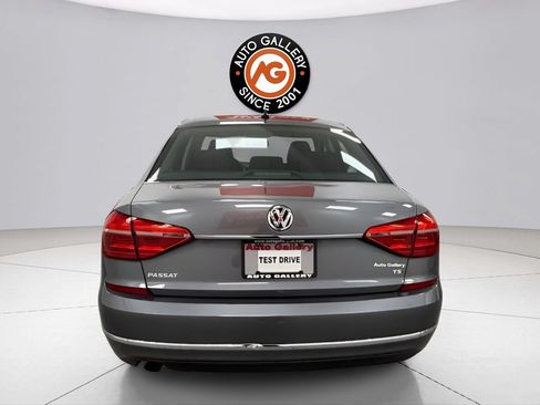 Used 2016 Volkswagen Passat 1.8T S FWD image 4