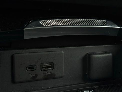 Used 2025 Buick Envision Preferred image 31